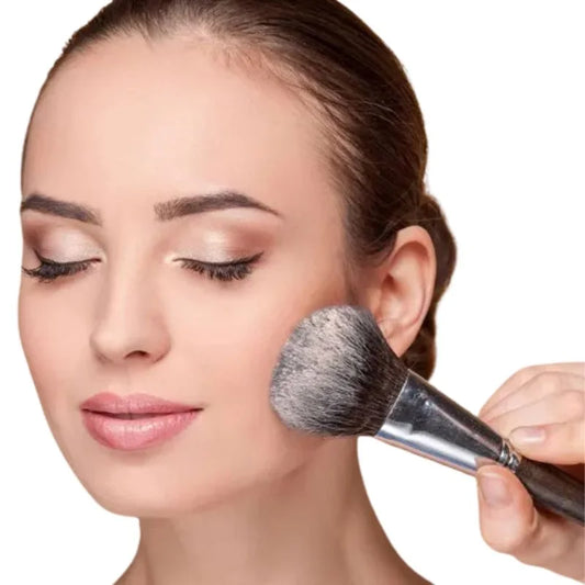 12 Piece Makeup Brush Set Pakistan – Woman Applying Makeup with Brush Set – BeautiVox Pakistan