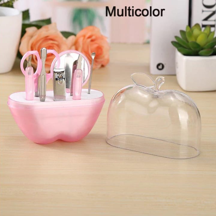 Manicure set – nail trimming and filing in use – BeautiVox Pakistan