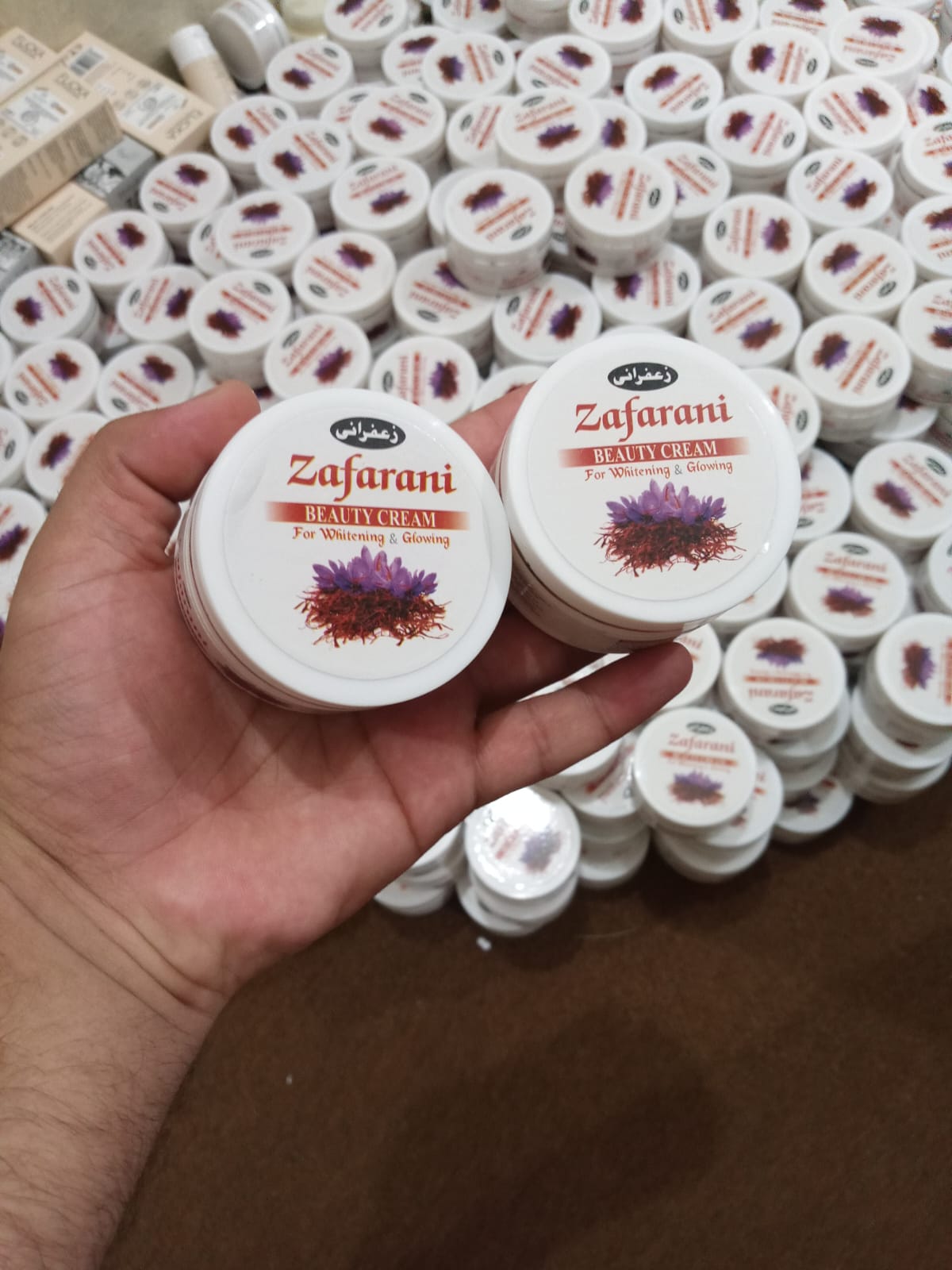Zafrani cream hand and foot whitening saffron extract formula close up – BeautiVox Pakistan